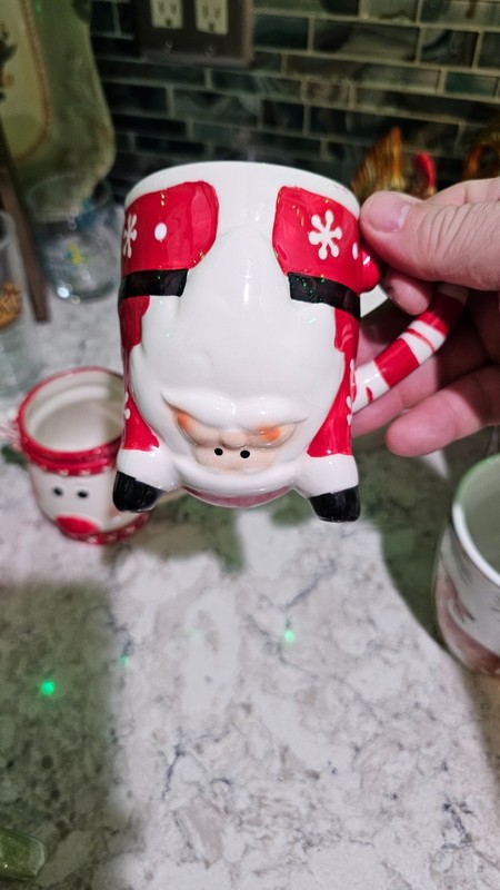 1 Christmas SANTA Standing On Hands 5 1/4" Tall Mug