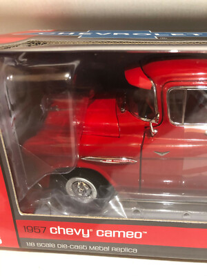 1957 Chevrolet Cameo Pick Up RED truck 1:18 Auto World 265 | eBay