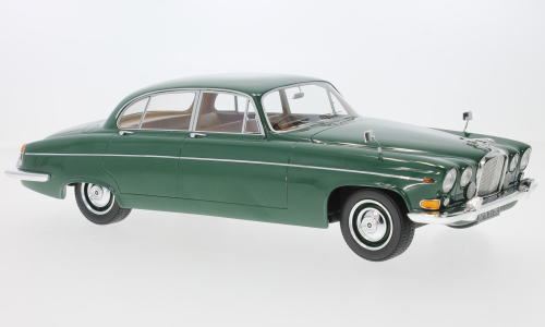 102-023 BOS 1/18 ジャガー J420 G Mark X 102-023 BOS 1/18 ジャガー J420 G Mark X 102-023 BOS 1/18 ジャガー