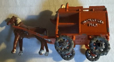 Vintage Lesney England Horse Drawn Milk Wagon Diecast Matchbox (Man Damaged) - Image 1 of 4
