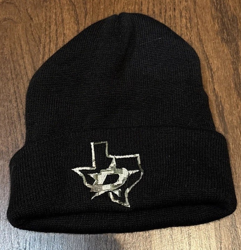 Dallas Stars Beanie with Camo Team Logo. One Size. Excellent condition 