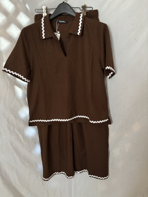 NEW Zanzea Women’s 2 Piece Casual Set Size Med Brown with White Rick Rack Trim