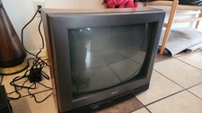 Vintage 1990 RCA ColorTrak F20566AK 20" Wood Panel Retro CRT Gaming TV