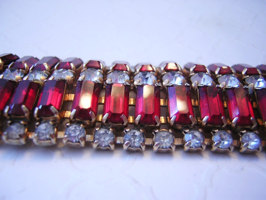 KRAMER Killer Impressive WIDE RUBY RED BAGUETTE R… - image 4