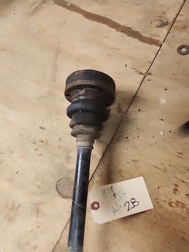 BMW E32 88-94 735i 735iL 740i 740iL 750i Driver Side axle half output shaft #28 - Picture 13 of 13