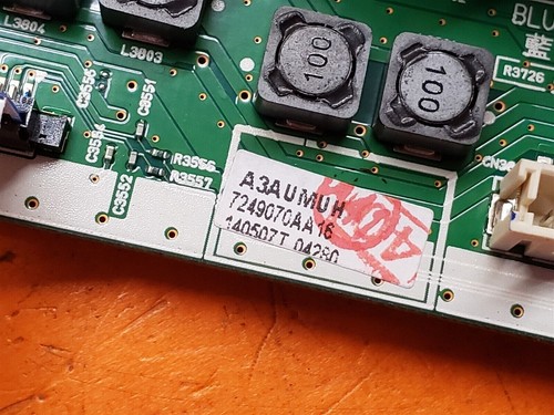 ⭐️⭐️⭐️⭐️⭐️ *DEFECTIVE* TV Main Video Board Mainboard A3AUMMMA-001 w Flex Cables - Picture 3 of 4