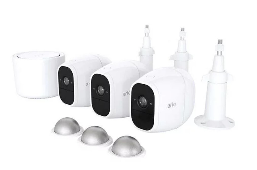 Arlo Pro 2 Security System Bundle - 3 Pack Camera VCS3000C-100NAS - used