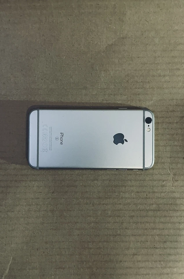 OCCASIONE! iPhone S Rotto - Solo per Ricambi! - Immagine 2 di 4