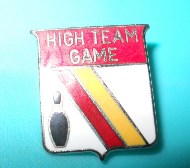 Vintage Bowling Pin ~1 inch ~ Shield ~  High Team Game