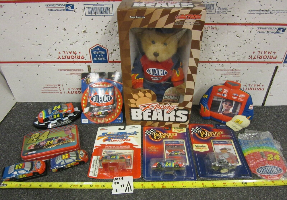 LOT of #24 Jeff Gordon DuPont NASCAR Cars Racing Bears Playing Cards Tin Frame