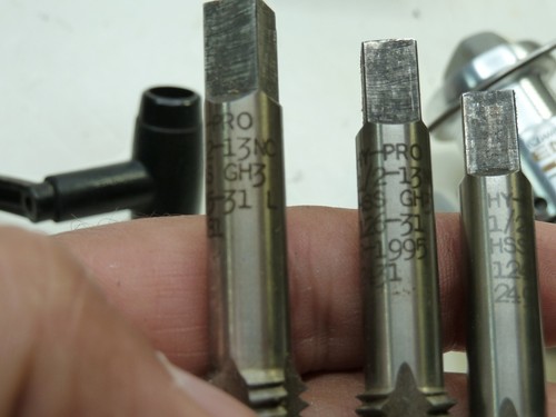 Rubinetti vintage 1/2" HY-PRO Bay State - Made in USA set di 3 13NC HSSA 2878, E GH5 - Foto 6 di 7