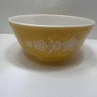 Vintage Pyrex Butterfly Gold Mixing Bowl-#403-2.5 Qt-Corning-8.5” Diameter-GUC