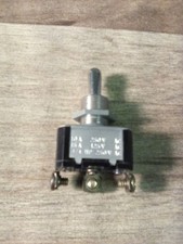 Cutler Hammer 10 A 250VAC ON/OFF/ON Toggle Switch