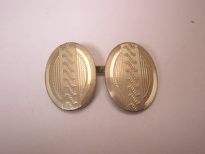 Authentic Gold plated Oval SINGLE Vintage CLAYR Cuff Link replacement lost/broken aa137