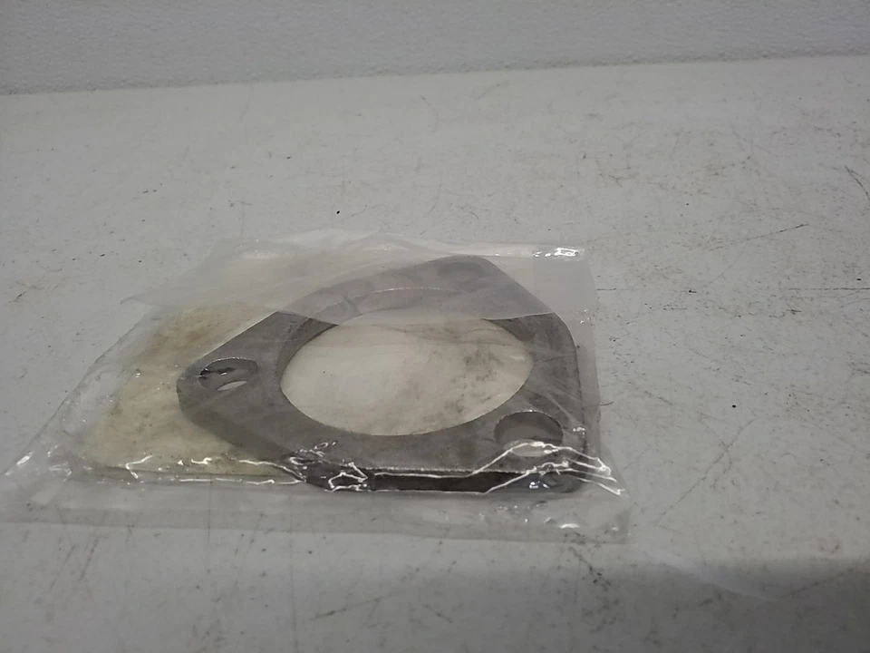 FX4050 FX Escape 2.5" ID Triángulo Brida para 2.25" OD Acampanado Y Tubo - Duradero Foto 4 de 4