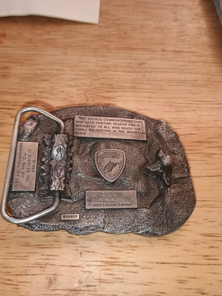 Hebilla de cinturón J J 1989 West Virginia Ciervo Cazador Foto 3 de 4