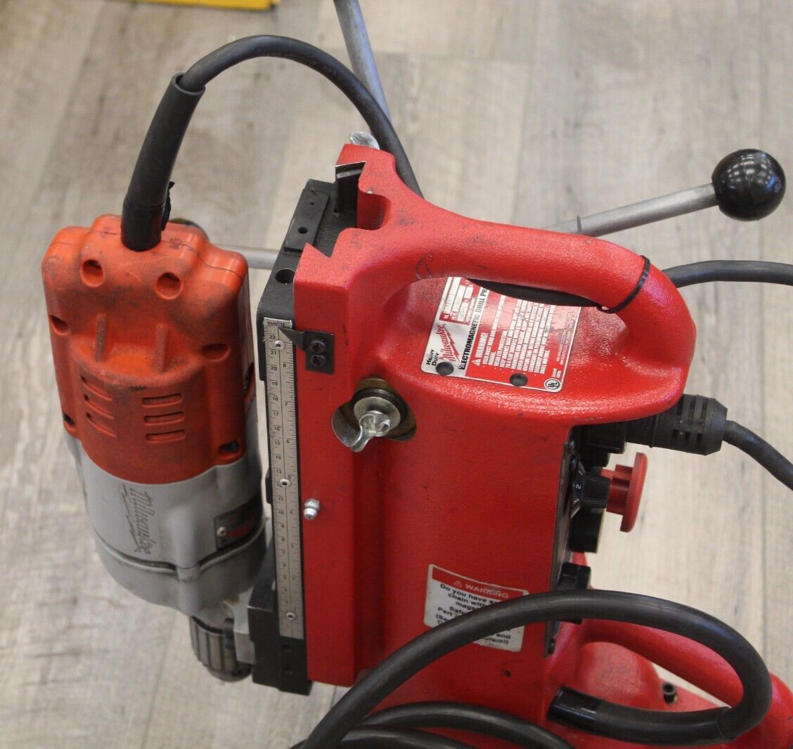 Milwaukee 4203 Drill Press w/ 42531 1/2'' Drill *Pre