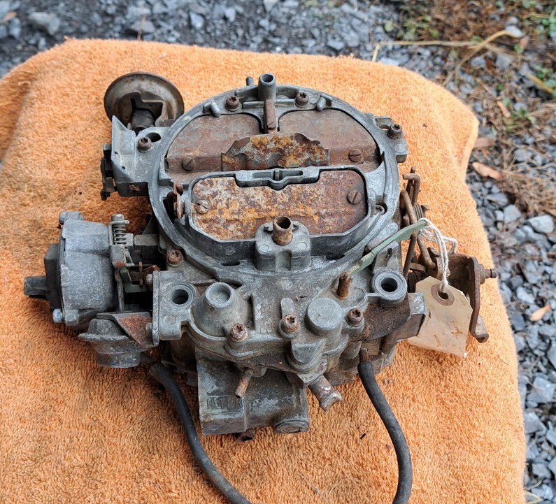 1984 Chevrolet Rochester Quadrajet Carburetor 17084226 Carb V8