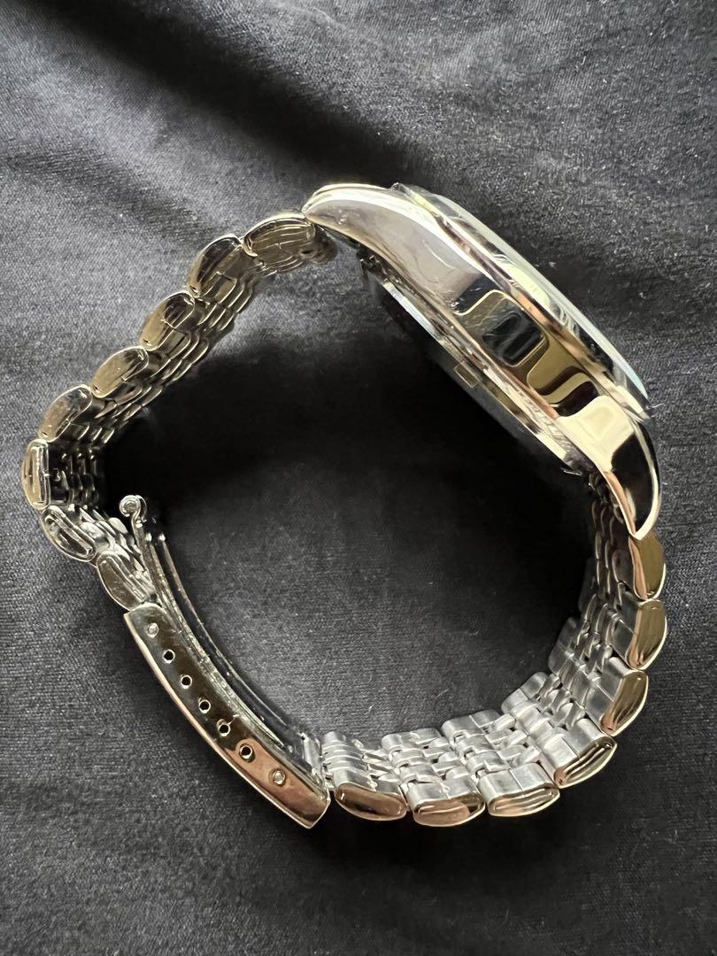 Citizen Crystal Seven 8200-A05516 Vintage DayDate Silver Round