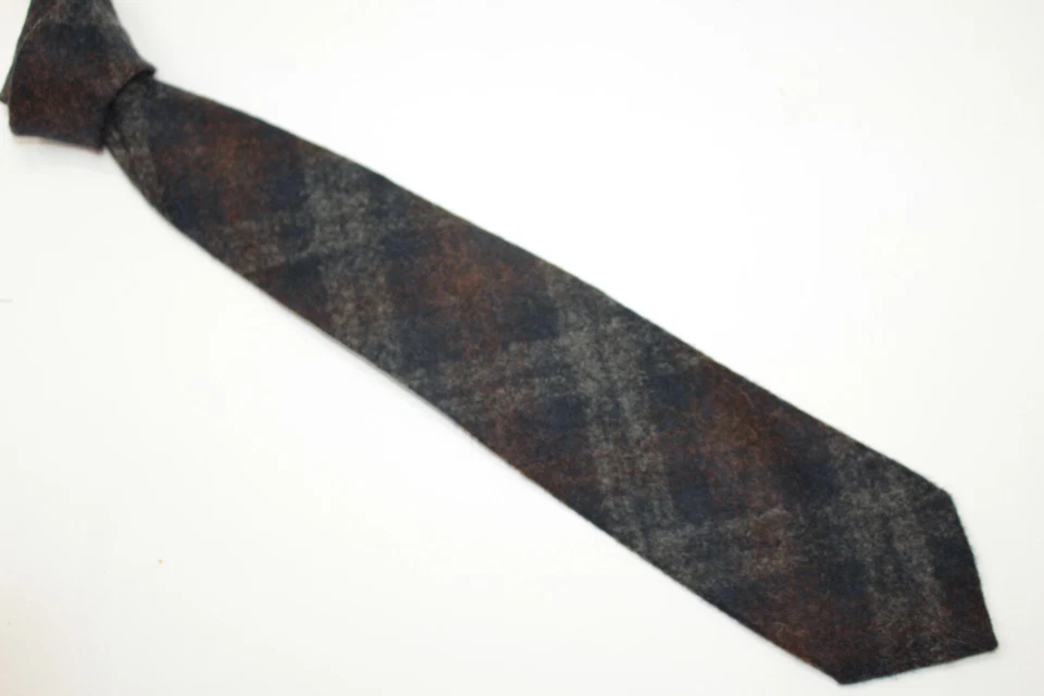 Corbata de lana de alpaca BOGGI hecha en Italia F80131 Foto 2 de 4