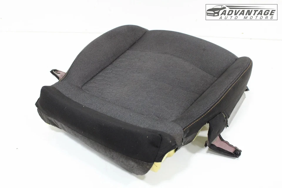 Chevrolet Equinox 2018-2021 asiento inferior delantero derecho cojín inferior OEM Foto 3 de 4