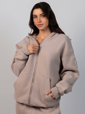 Comfrt Travel Essentials Zip Up Hoodie Bark Brown Medium Oversized Unisex