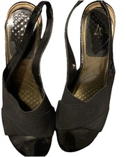 Life Stride Shelly Women's Shoes Size 9 B Black Sling Back Heels Pumps