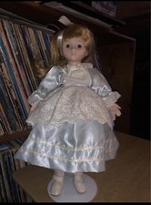 Royal Heirloom Collection 14 Inch Alice In Wonderland porcelain doll