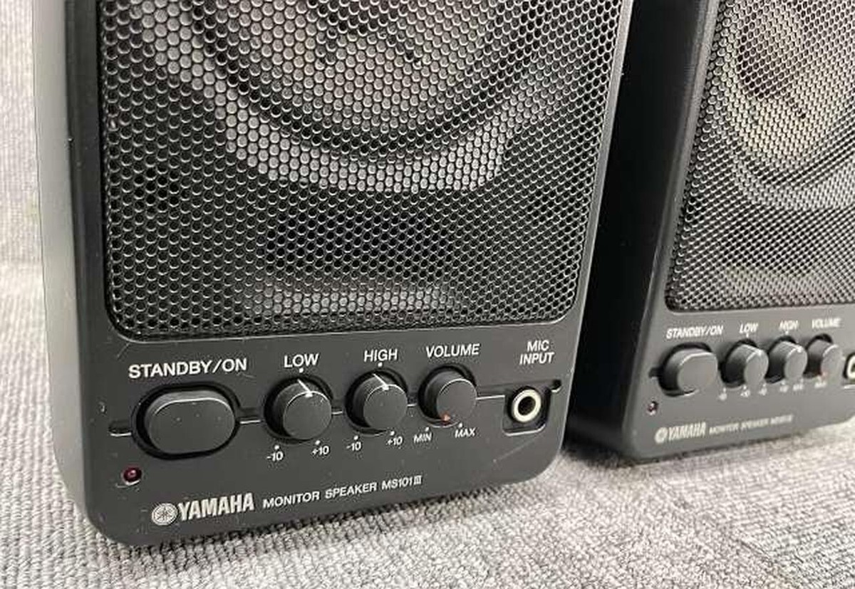 YAMAHA MS101III Powered Monitor Speaker (Left and Right set