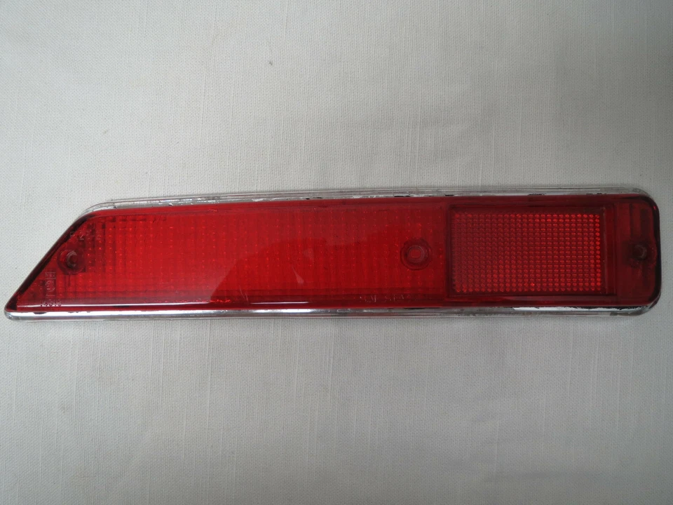 ALFA ROMEO ALFETTA GTV 12 LUZ TRASERA LENTE ACERO INOXIDABLE TORNILLOS DE REPUESTO  Foto 4 de 4