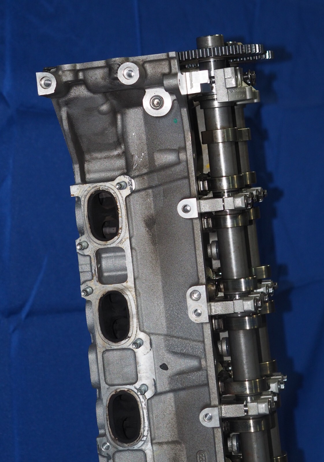 2010-2014 Aston Martin Rapide AM11 6.0 V12 Left Engine Cylinder Head Nice W/Cams