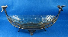 "Pairpoint Mfg. Co" Quadruple Plate Ornate Gondola Shaped SP Frame w/Glass Bowl