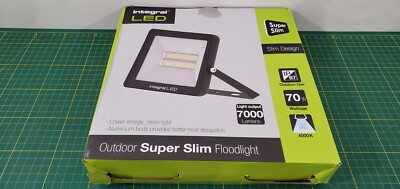 Integral LED ILFLC234 II 70w LED Floodlight (IP67 7000lm 4000K cool white) _1_3