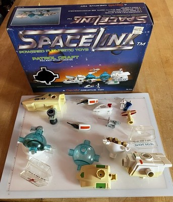 Capella Space Link Patrol Craft 650 Interlocking Blocks 17pc Pull Back, Box