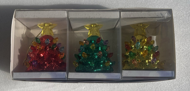 Mr. Christmas Nostalgic Christmas Tree Ornaments Set of 3 NEW (1 of 4 I have.)