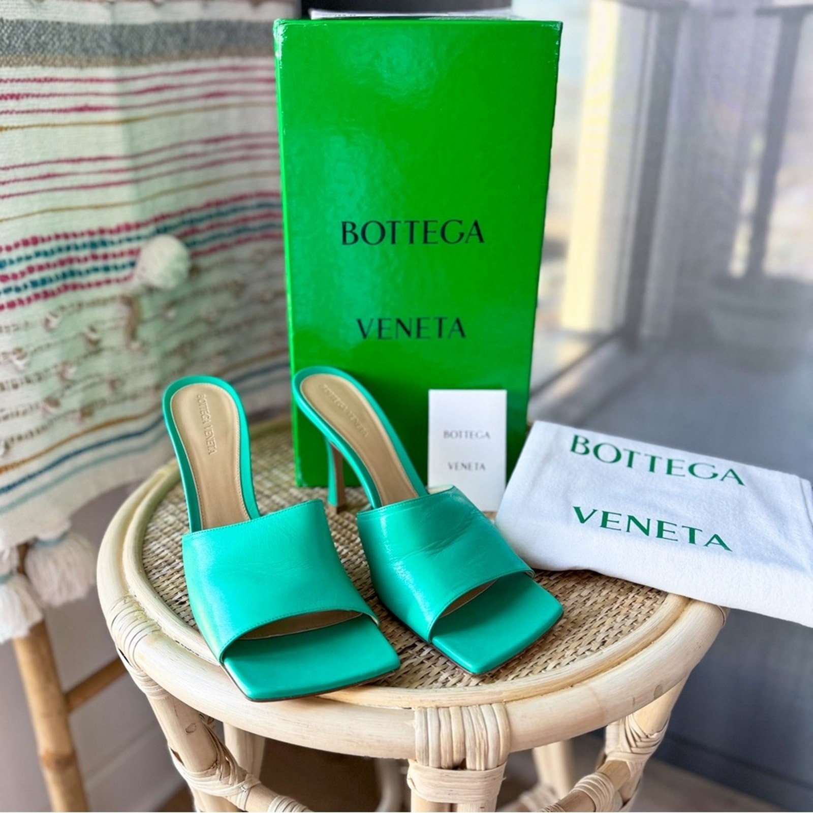 Tacones Bottega Veneta elásticos salón napa cuero verde Kelly punta cuadrada 42