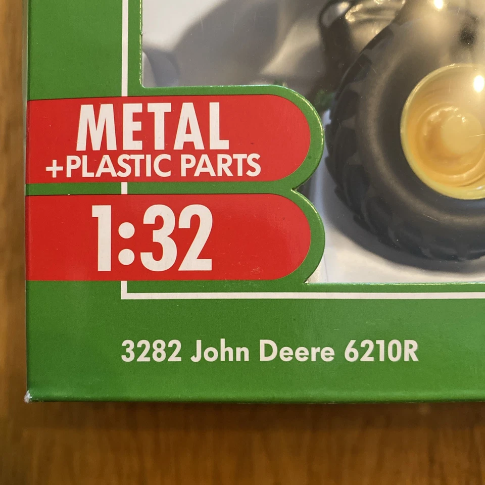 Siku 3282 John Deere 6210R Tractor Toy 1:32 Scale Brand New - Image 2 of 4