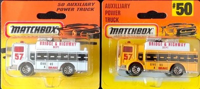 Matchbox x2 Auxiliary Power Trucks - weiß, gelb/weiß / Bridge & Highway Dept