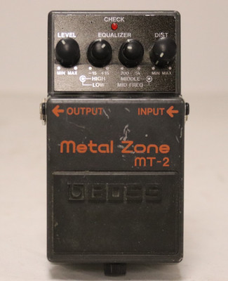 Boss metal zone MT-2 guitar pedal