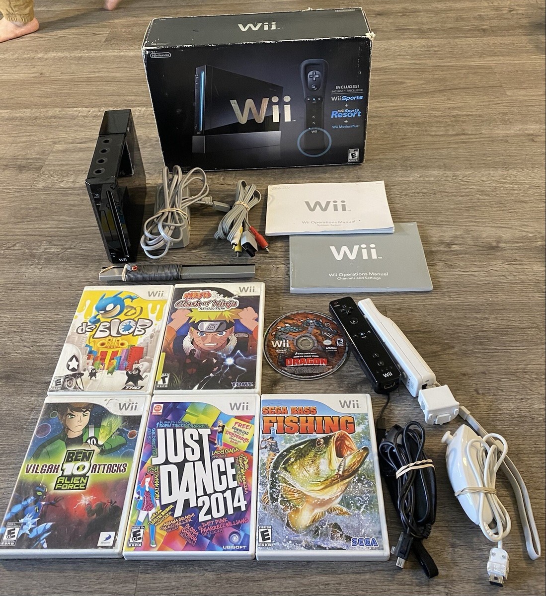 Black Nintendo Wii Console With Box, 6 Games and Accessories | eBay