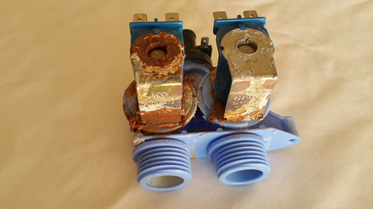 イマン　オデット　水差し Maytag Washer Inlet Water Valve With Thermistor 12002158 (22004209