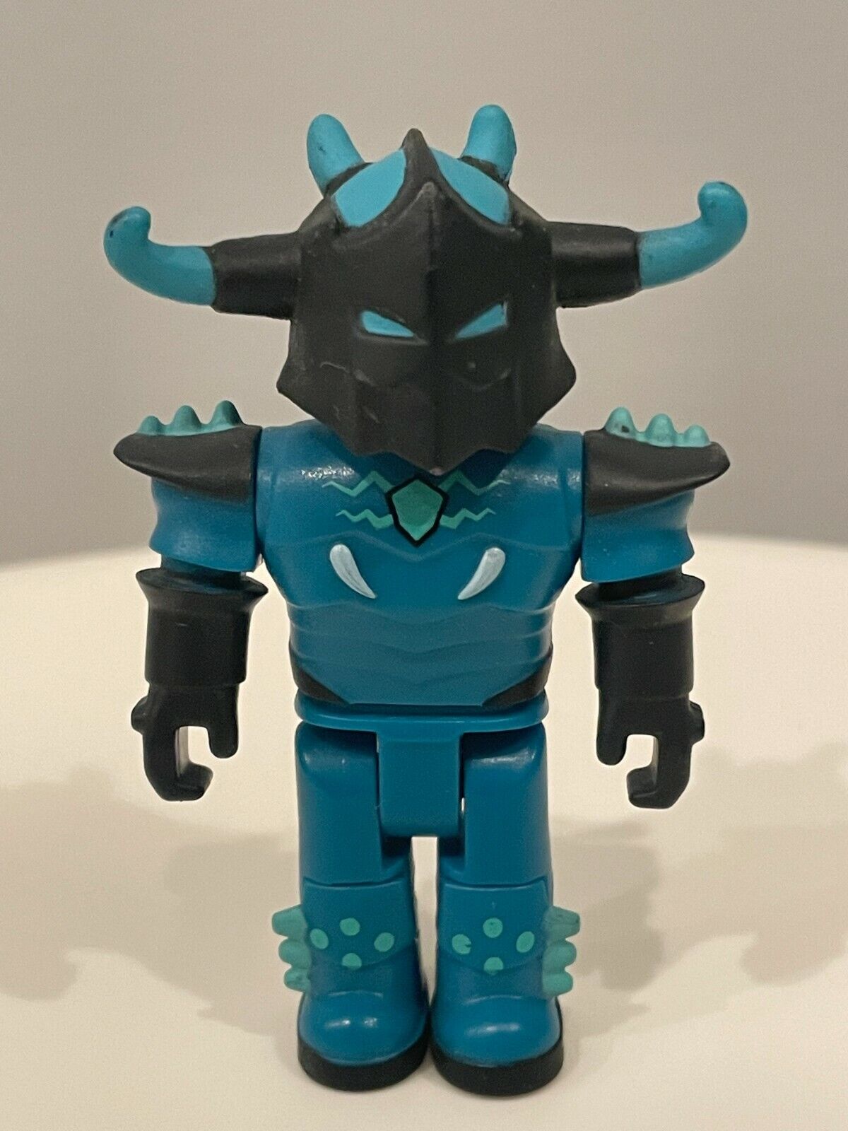 2FRB Roblox 3 Action Figure, Series 1 Champions Korblox Mage (No Code)