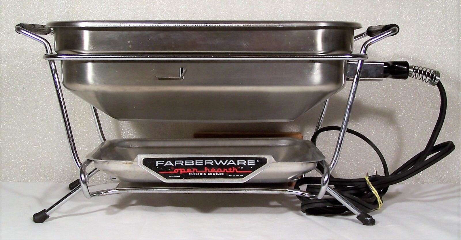 Farberware Open Hearth Electric Countertop Indoor Broiler Grill 441