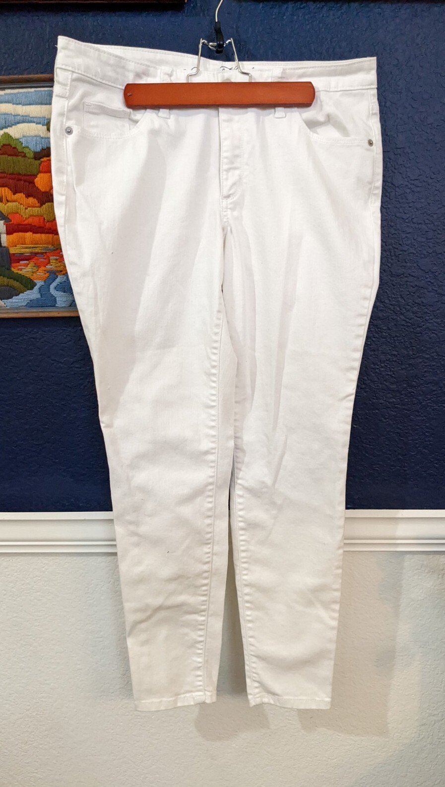 Universal Thread Straight White Denim Mid Rise Sk… - image 1