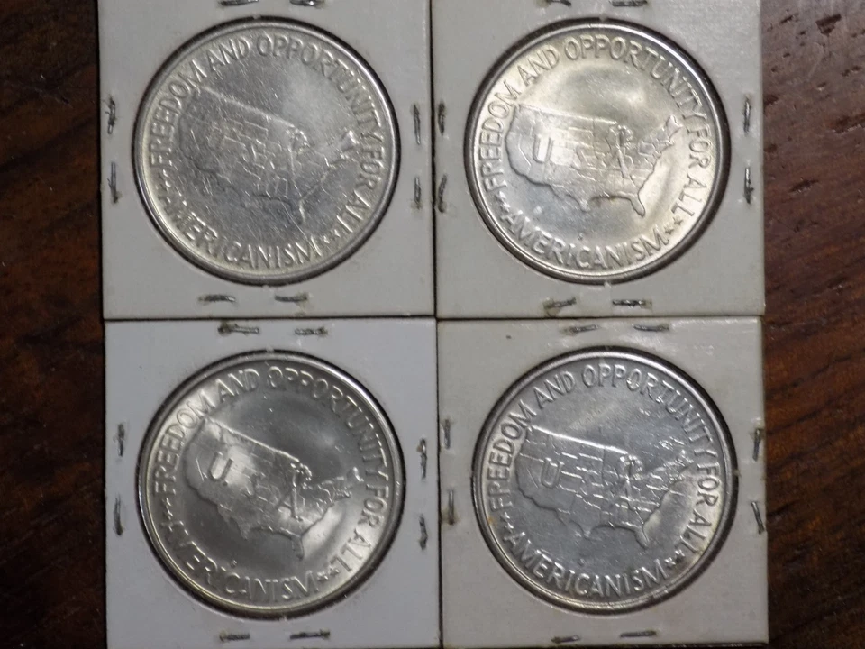 1952-P, 53-S, 54-S Washington/Carver Classic Commem Silver Half Dollars - XF, AU - Image 2 of 2