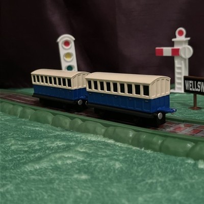 ERTL Thomas & Friends Customs - Prototype Skarloey Railway Coaches