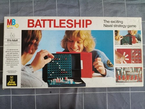BATTLESHIP vintage Board Game 1983 MB Games
