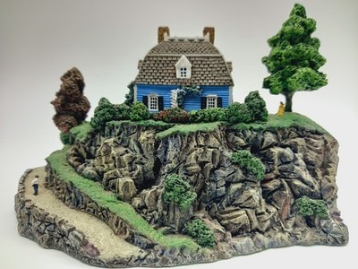 Spur N Modelleisenbahn Cliffside Coastal Scene Lokomotive Zug Diorama