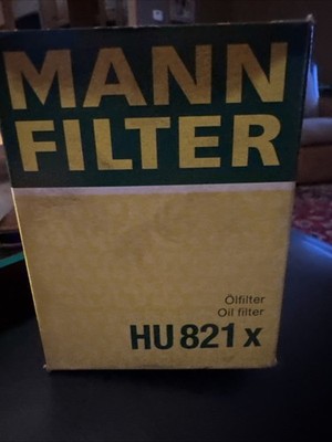 Engine Oil Filter MANN HU 821 x