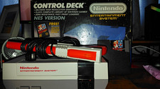 Nintendo NES-001 (GBR) PAL Console w/ Original Box, Controller & Zapper